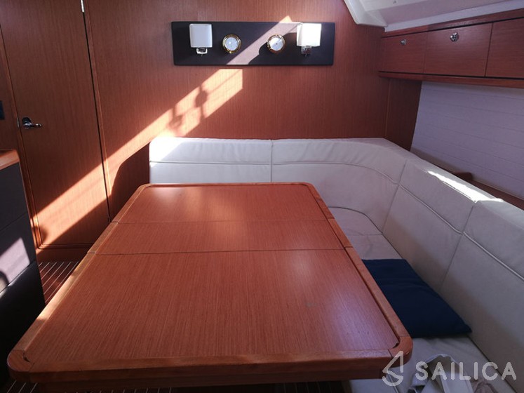 Bavaria 46 Cruiser - Yacht Charter Sailica