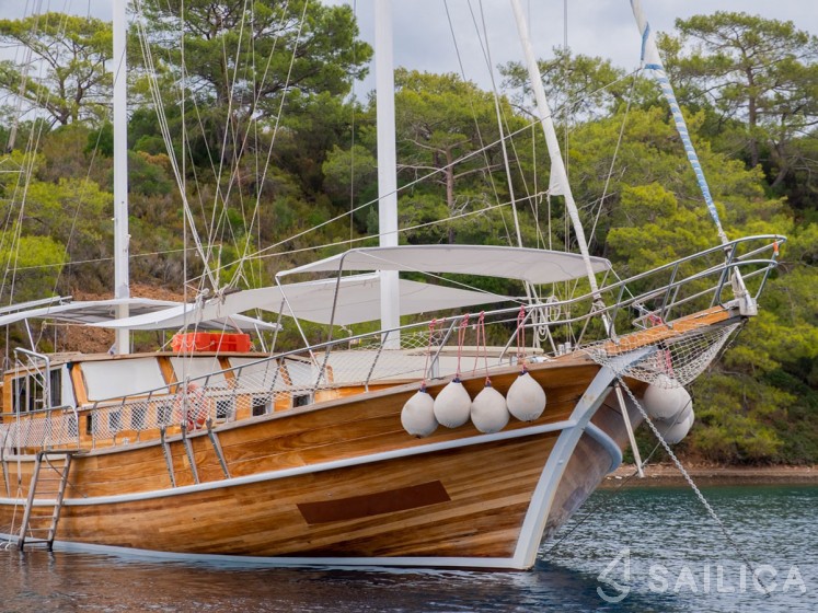 Gulet - Yacht Charter Sailica