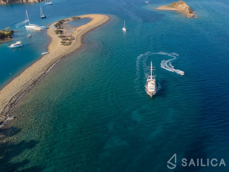 Gulet - Yacht Charter Sailica
