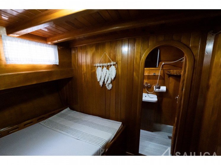 Gulet - Yacht Charter Sailica