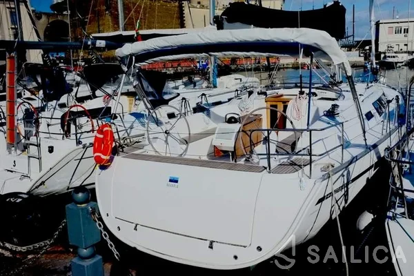 Bavaria 46 Cruiser - Yacht Charter Sailica
