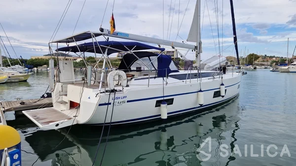 Bavaria C45 - Yacht Charter Sailica