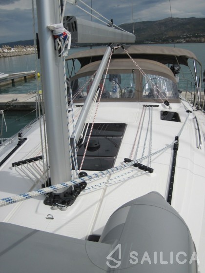 Bavaria 41 Cruiser - Yacht Charter Sailica
