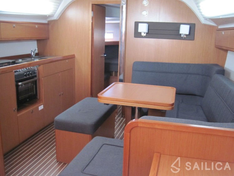 Bavaria 41 Cruiser - Yacht Charter Sailica