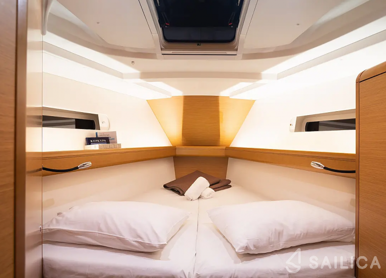 Sun Odyssey 449 - Yacht Charter Sailica