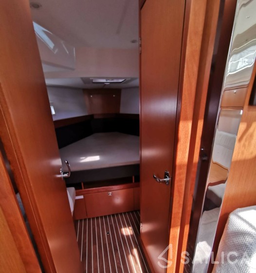 Bavaria 41 Cruiser - Yacht Charter Sailica