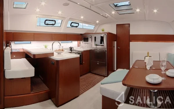 Bavaria 51 Cruiser - Yacht Charter Sailica