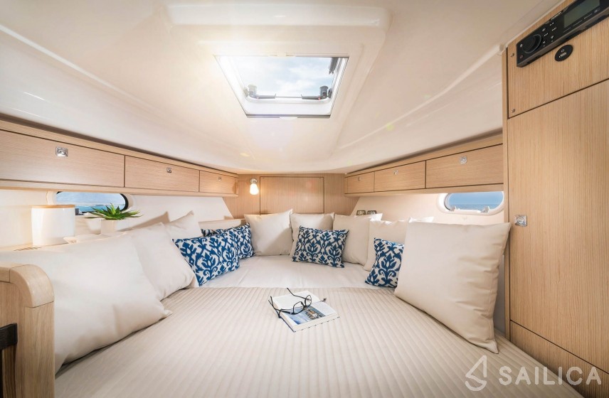 Bavaria S29 - Yacht Charter Sailica