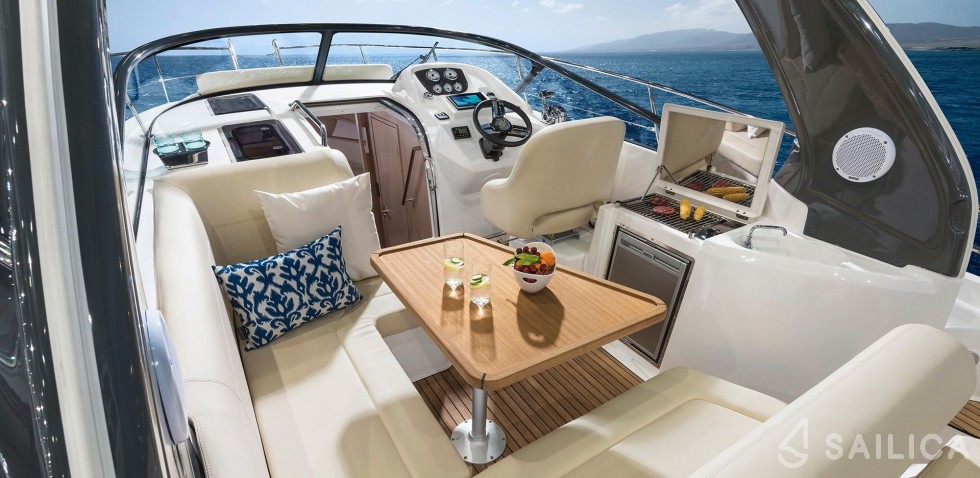 Bavaria S29 - Yacht Charter Sailica