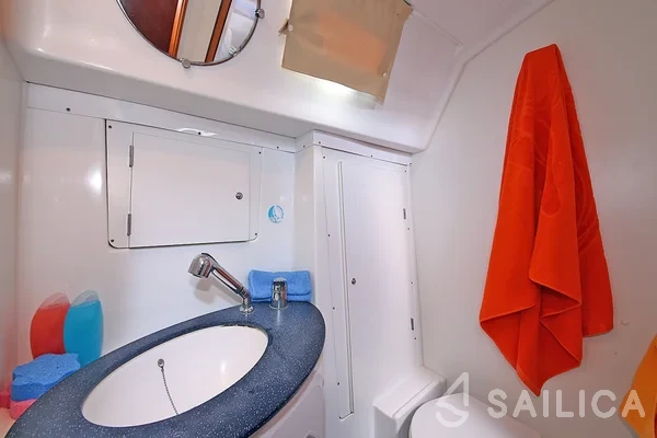 Cyclades 39.3 - Yacht Charter Sailica