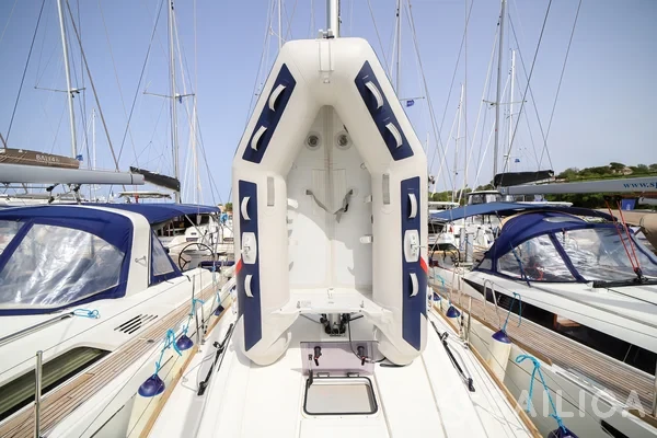 Oceanis 35.1 - Yacht Charter Sailica