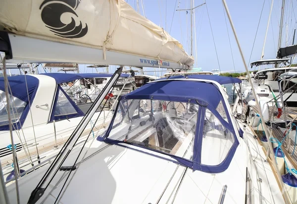 Oceanis 35.1 - Yacht Charter Sailica