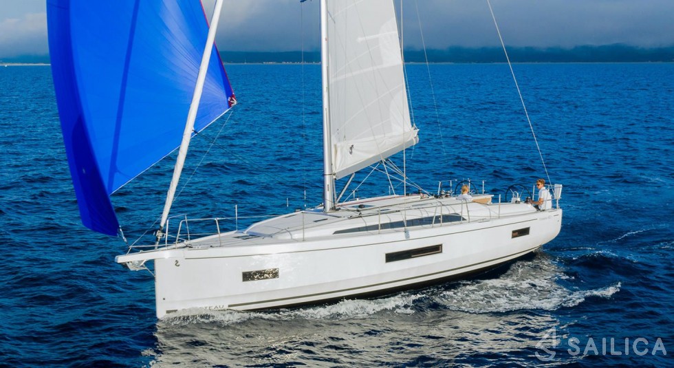 Oceanis 40.1 - Yacht Charter Sailica