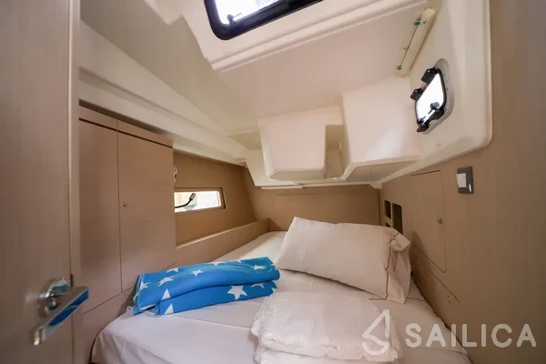 Oceanis 46.1 - Yacht Charter Sailica