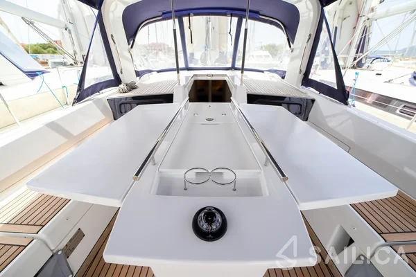 Oceanis 46.1 - Yacht Charter Sailica