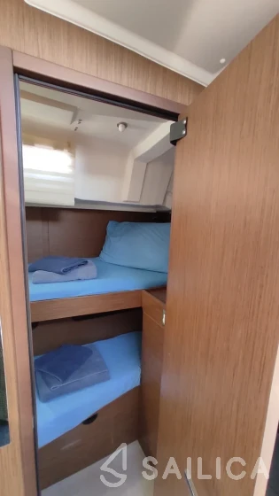 Oceanis 46.1 - Yacht Charter Sailica
