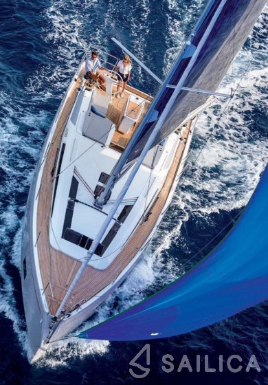 Oceanis 46 - Yacht Charter Sailica