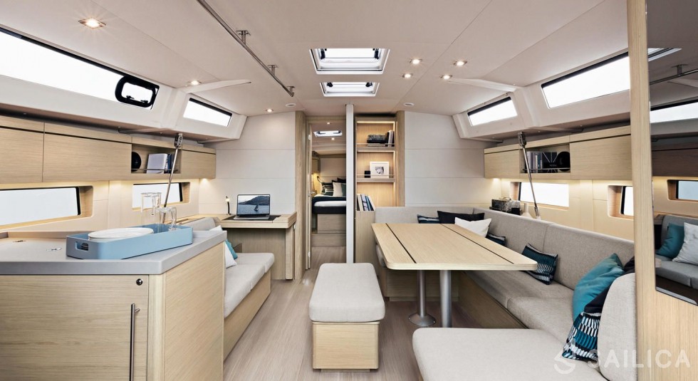 Oceanis 46 - Yacht Charter Sailica