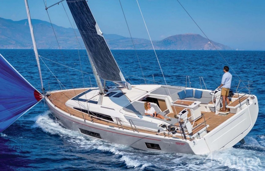 Oceanis 46 - Yacht Charter Sailica