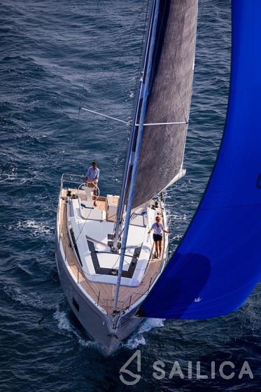 Oceanis 46 - Yacht Charter Sailica