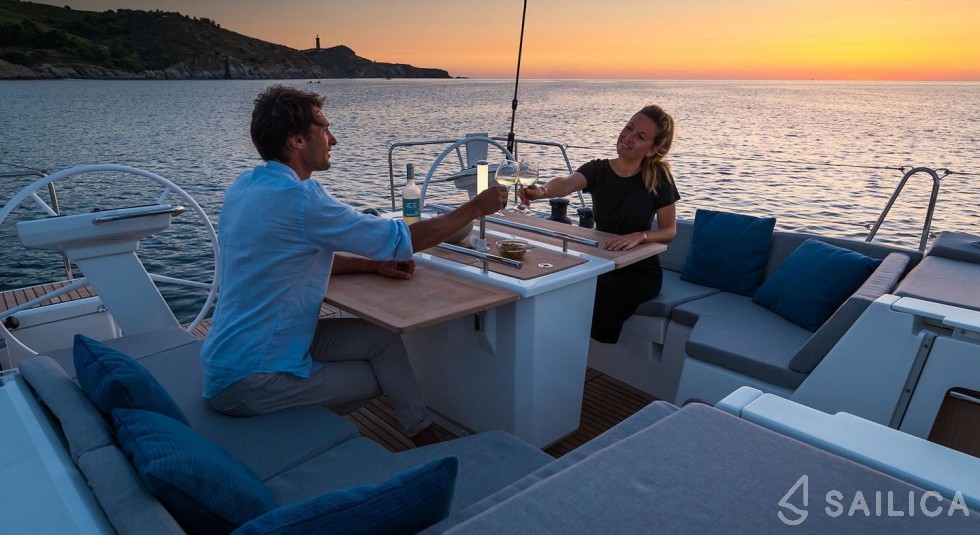 Oceanis 46 - Yacht Charter Sailica