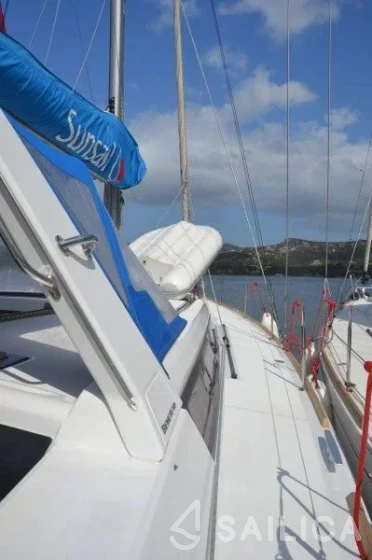 Oceanis 48 - Yacht Charter Sailica
