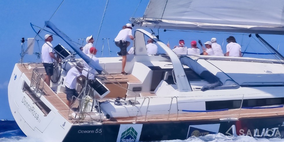 Oceanis 55 - Yacht Charter Sailica