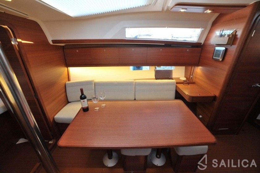 Dufour 382 GL - 3 cab. - Yacht Charter Sailica