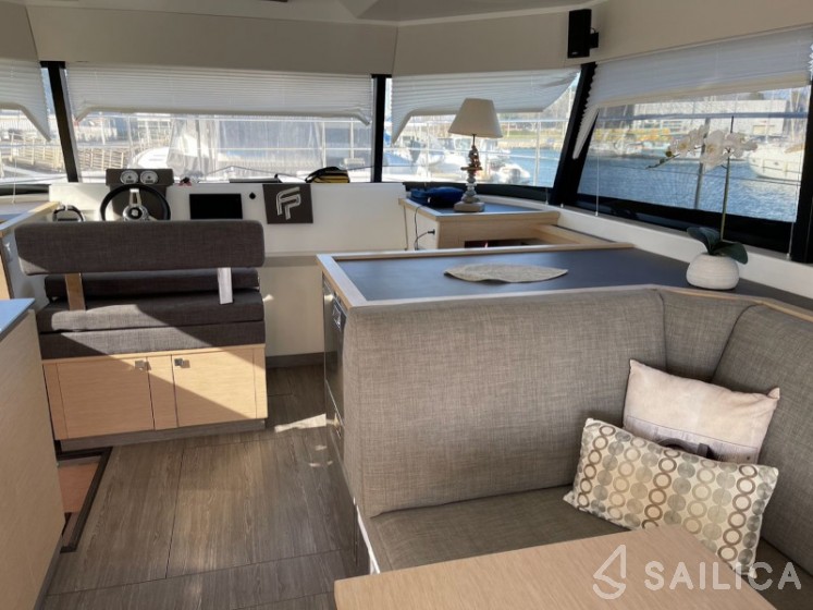 MY 37 - Yacht Charter Sailica