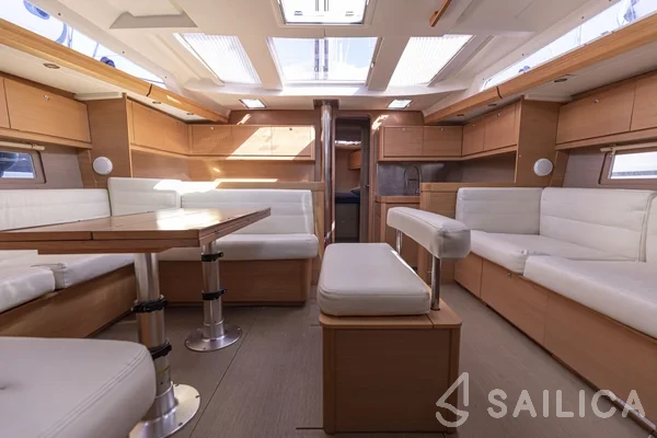 Dufour 500 GL - Yacht Charter Sailica