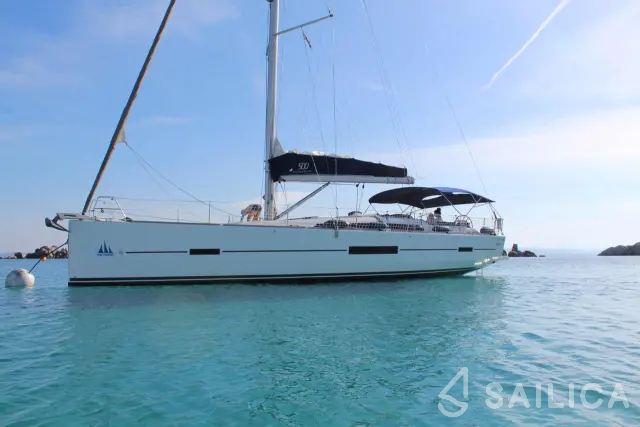 Dufour 500 GL - Yacht Charter Sailica