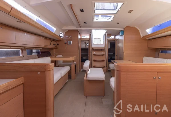 Dufour 500 GL - Yacht Charter Sailica