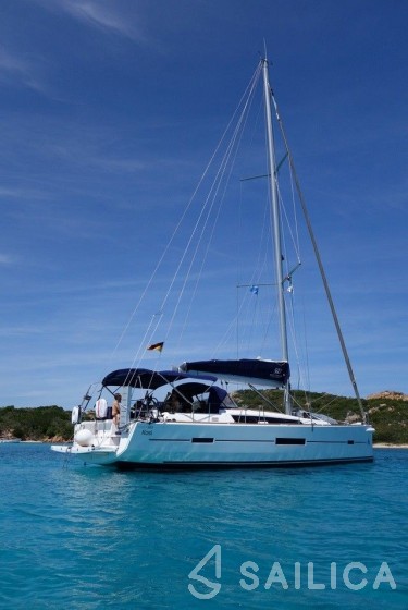 Dufour 500 GL - Yacht Charter Sailica