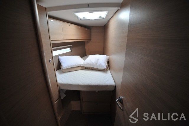 Dufour 500 GL - Yacht Charter Sailica