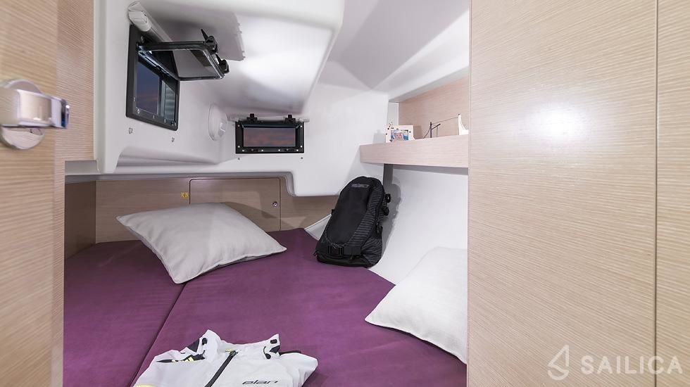 Elan 320 - Yacht Charter Sailica