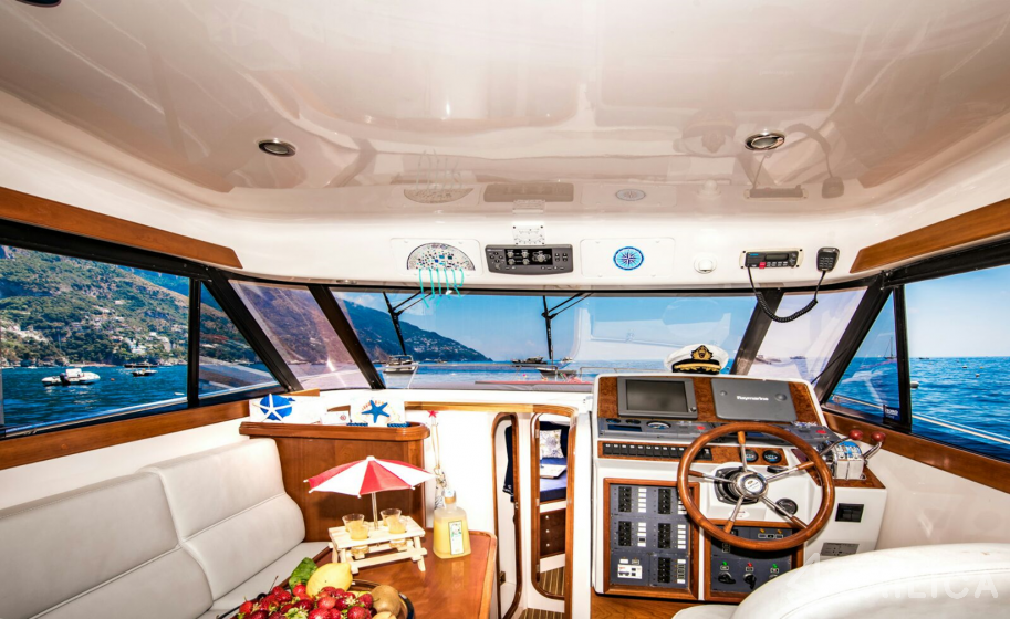 Faeton 10.40 - Yacht Charter Sailica