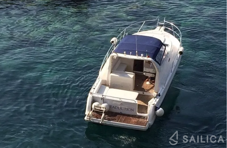 Faeton 10.40 - Yacht Charter Sailica