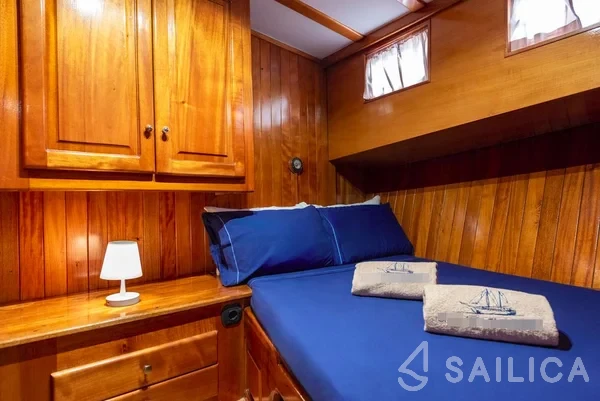 Gulet - Yacht Charter Sailica