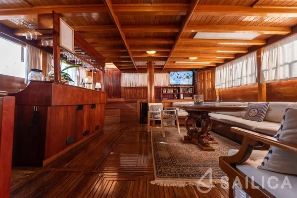 Gulet - Yacht Charter Sailica