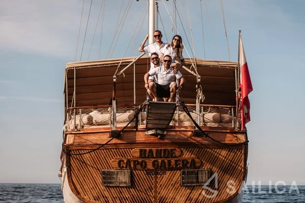 Gulet - Yacht Charter Sailica