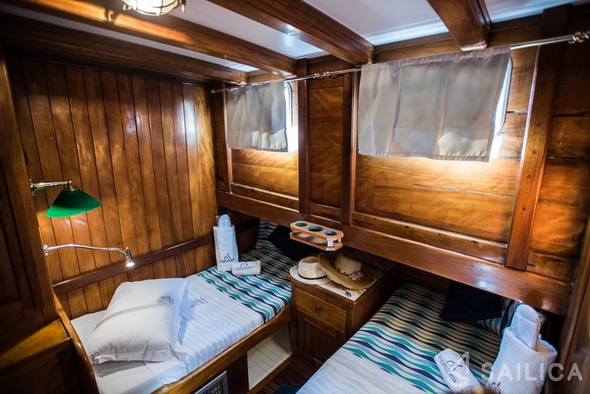 Gulet - Yacht Charter Sailica