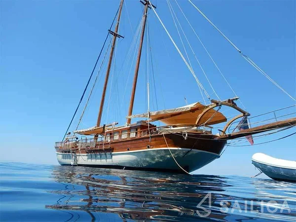 Gulet - Yacht Charter Sailica