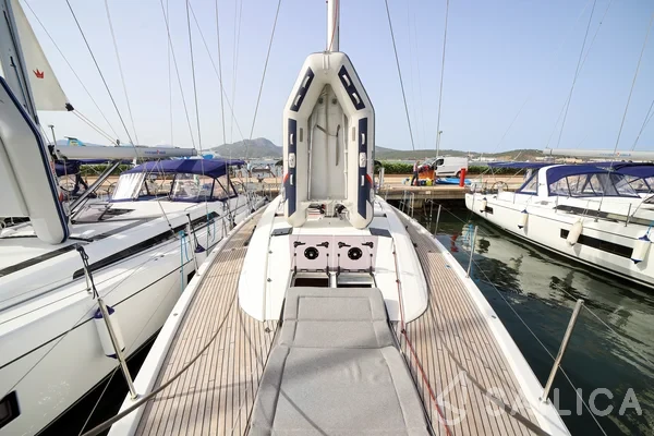 Jeanneau 54 - Yacht Charter Sailica