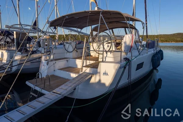 Jeanneau 54 - Yacht Charter Sailica