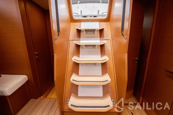 Jeanneau 54 - Yacht Charter Sailica