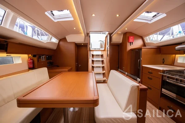 Jeanneau 54 - Yacht Charter Sailica
