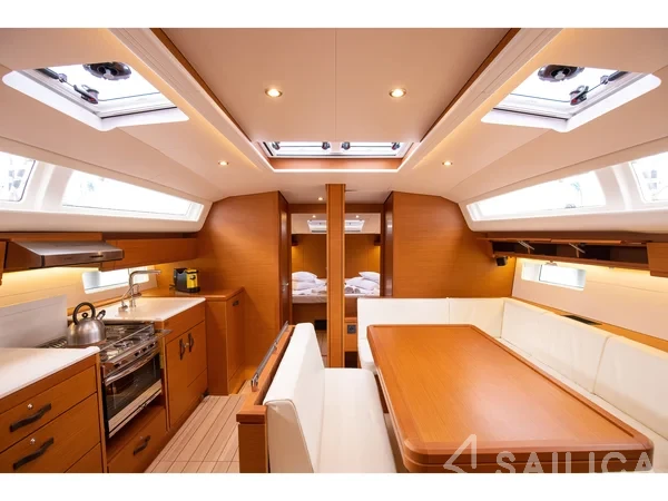 Jeanneau 54 - Yacht Charter Sailica