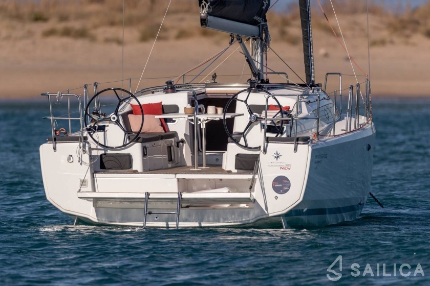 Sun Odyssey 380 - Yacht Charter Sailica
