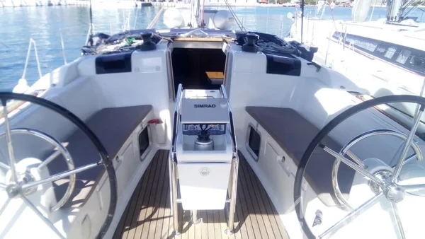 Sun Odyssey 409 - Yacht Charter Sailica