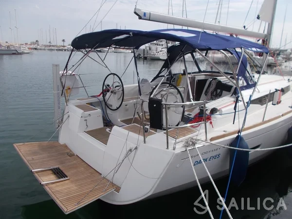 Sun Odyssey 419 - Yacht Charter Sailica